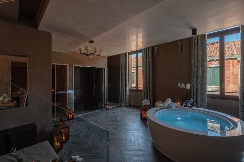 Private hot tub at Palazzo Veneziano - Venice Collection, Venice — photo 5