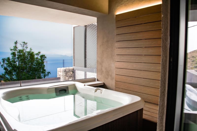 Private jacuzzi at The View Luxury Apartments Taormina, Taormina — photo 2