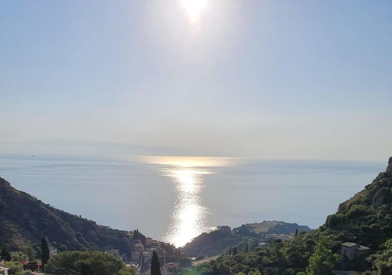 Private jacuzzi at The View Luxury Apartments Taormina, Taormina — photo 5