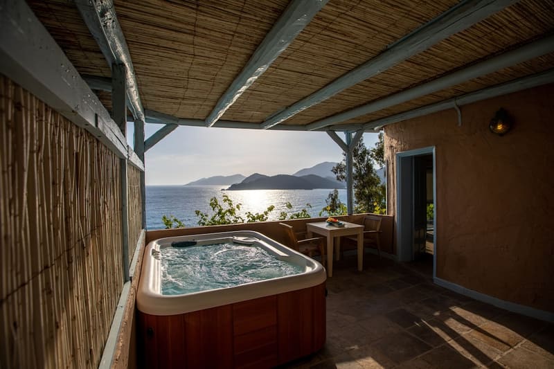 Private hot tub at Beyaz Yunus Hotel - Adults only, Fethiye