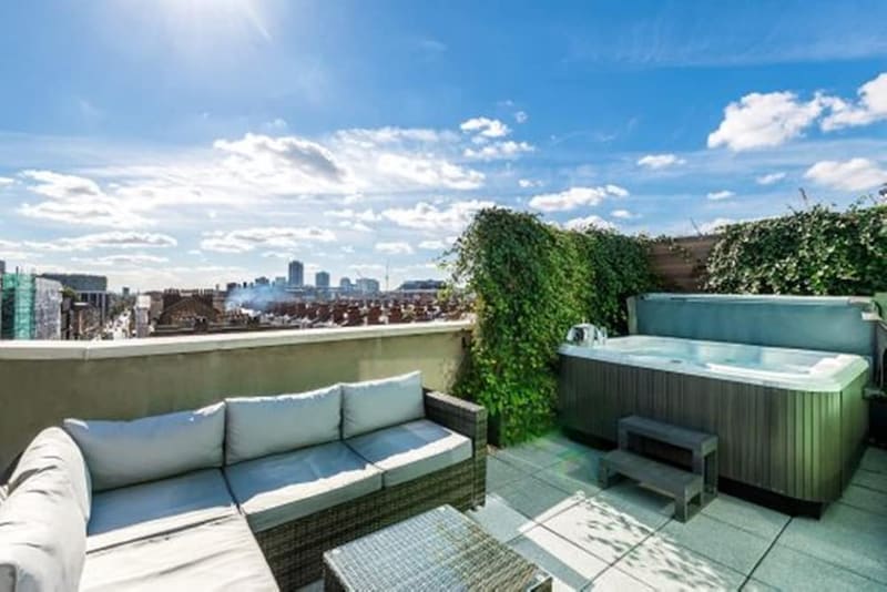 Private hot tub at New Road Hotel, London, photo 3