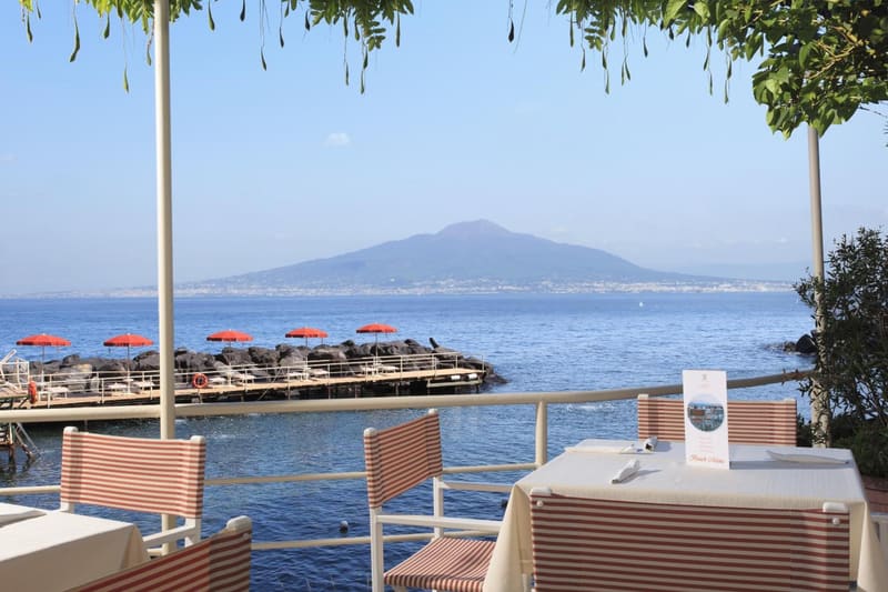 Private hot tub at Grand Hotel Ambasciatori, Sorrento, photo 6