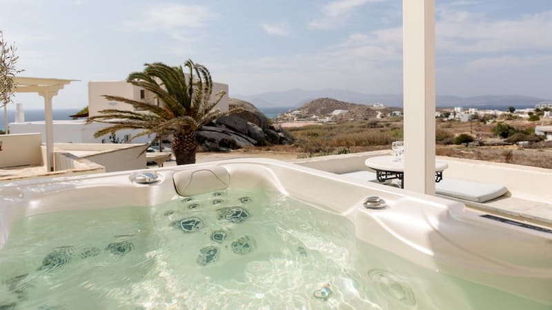 Private hot tub at Proteas Hotel & Suites, Naxos — photo 6