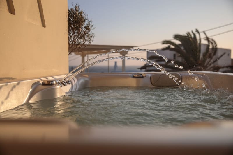 Private hot tub at Proteas Hotel & Suites, Naxos — photo 5