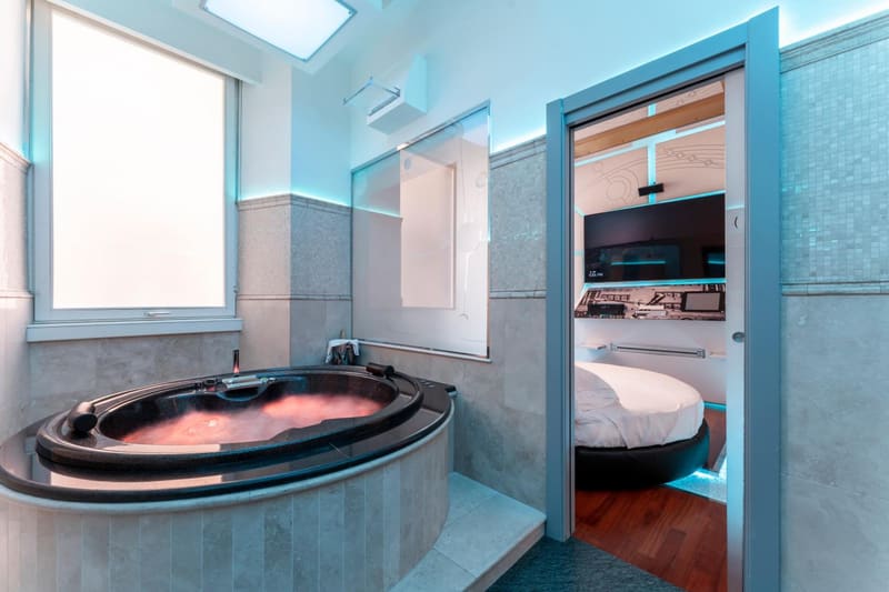 Private hot tub at Hotel Trecento, Rome