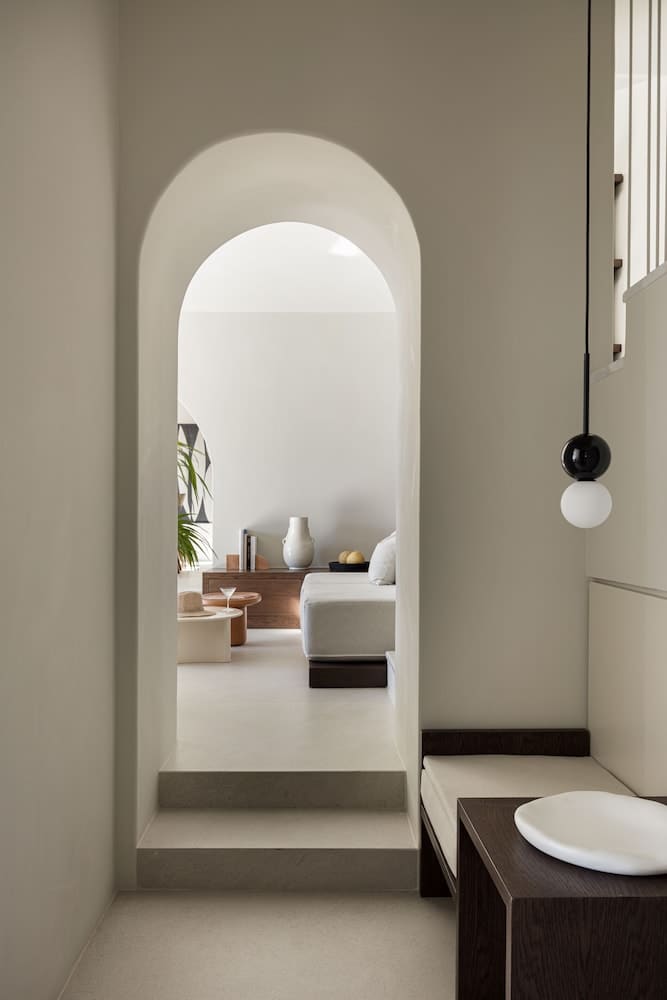 Private plunge pool at Canaves Oia Suites - Small Luxury Hotels of the World, Santorini — photo 4