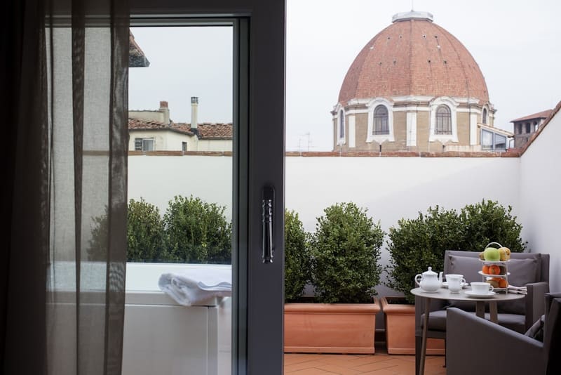 Private hot tub at The Frame Hotel, Florence, photo 2