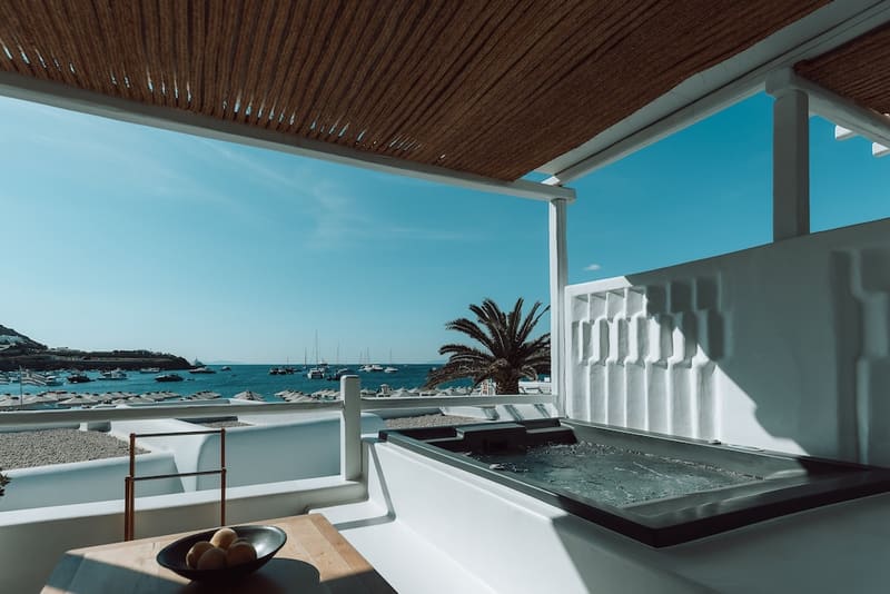 Private hot tub at Mykonos Ammos Hotel, Mykonos — photo 3
