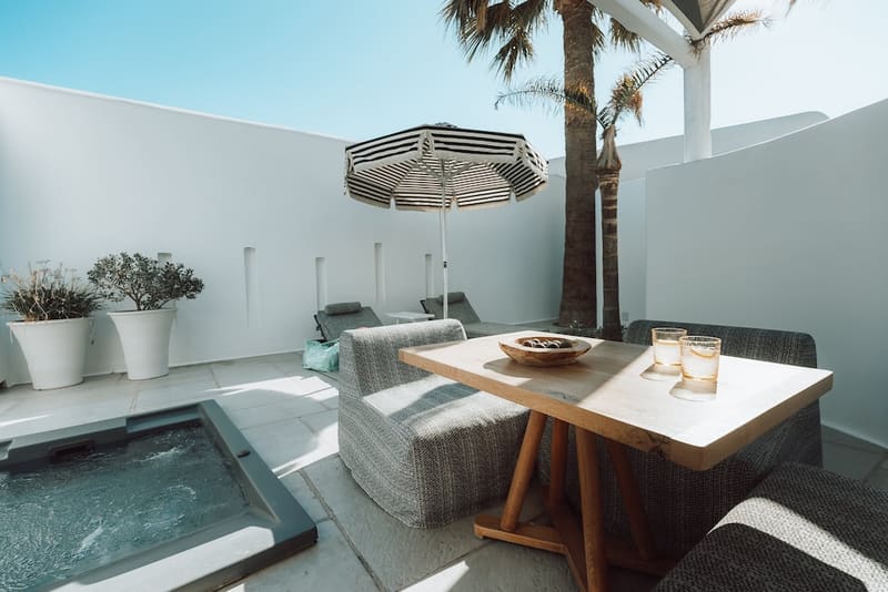 Private hot tub at Mykonos Ammos Hotel, Mykonos — photo 4