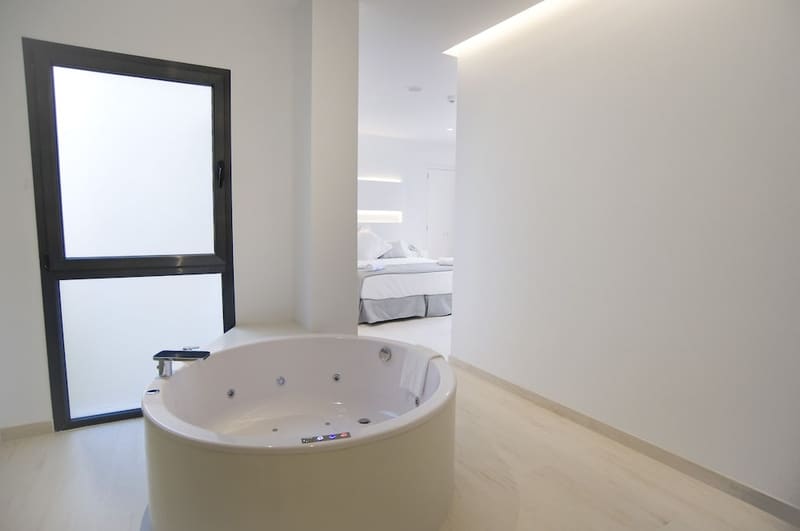 Private hot tub at Sindic Hotel - Adults Only, Mahon