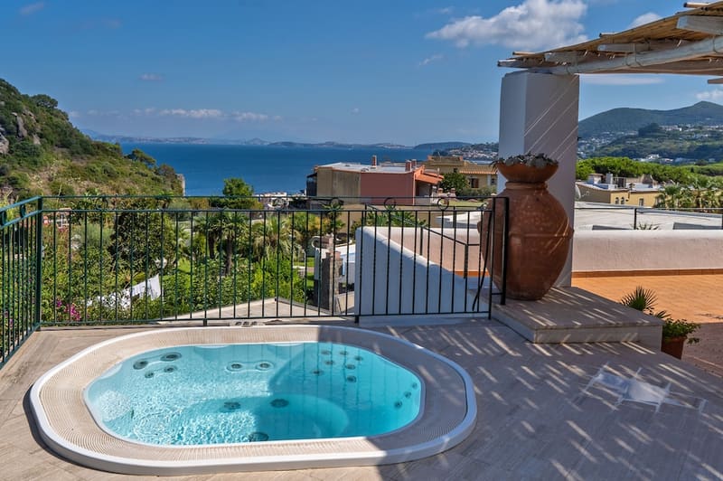Private hot tub at Botania Relais & Spa - The Leading Hotels of the World, Ischia — photo 2
