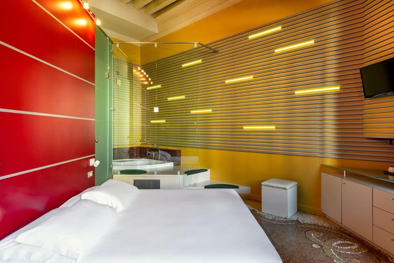 Private hot tub at Sogno di Giulietta e Romeo, Venice, photo 6