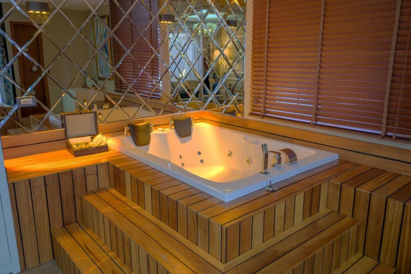 Private jacuzzi at Elysium Green Suites, Antalya — photo 4