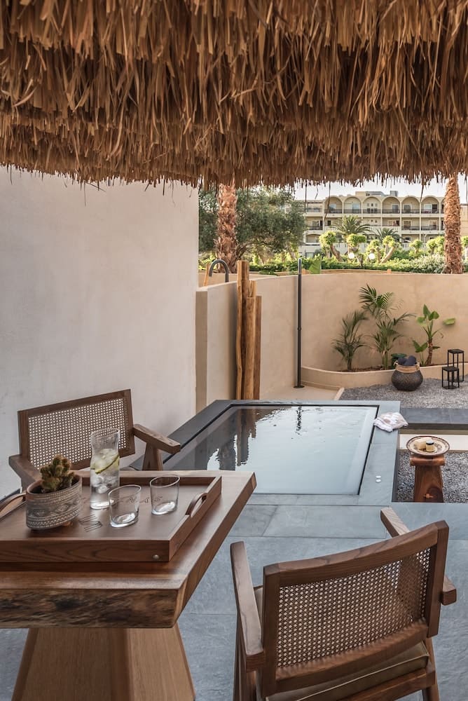 Private jacuzzi at The Syntopia Hotel, Rethymno — photo 2