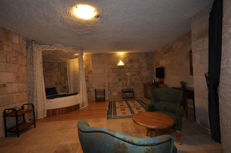 Private hot tub at Goreme Inn Hotel Only Adult, Goreme — photo 6