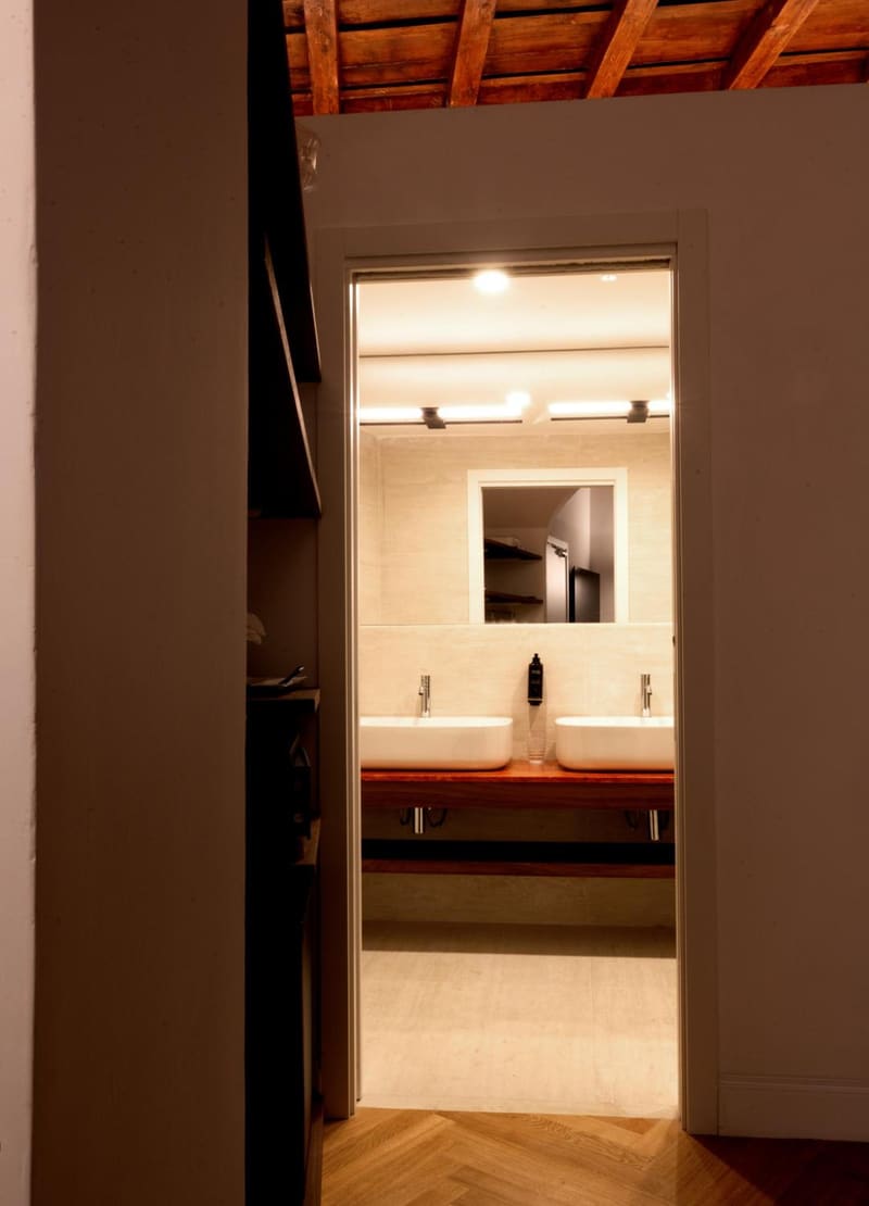 Private hot tub at Albergo Abruzzi, Rome, photo 5