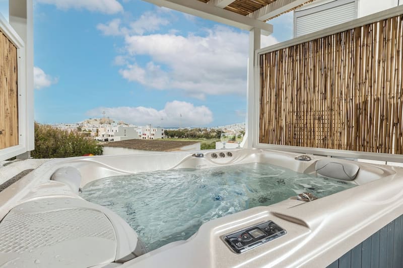 Private hot tub at Anatoli, Naxos