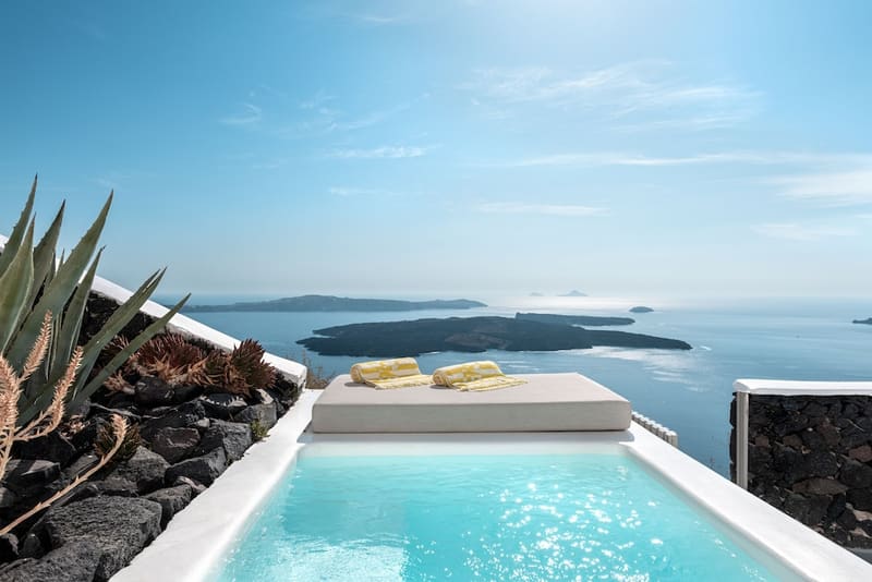 Private plunge pool at Grace Hotel, Auberge Collection, Santorini