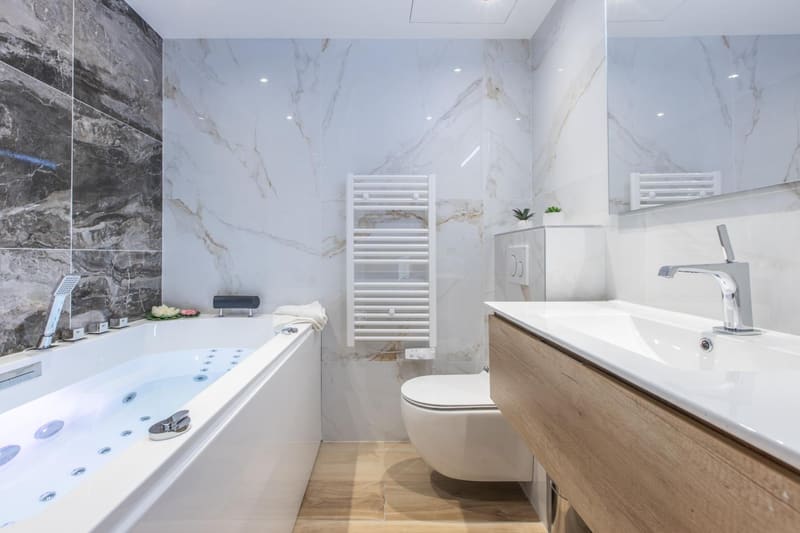 Private jacuzzi at Résidence Topaze - Central - Luxurious - 50m Croisette Palais - LRA CANNES, Cannes — photo 2