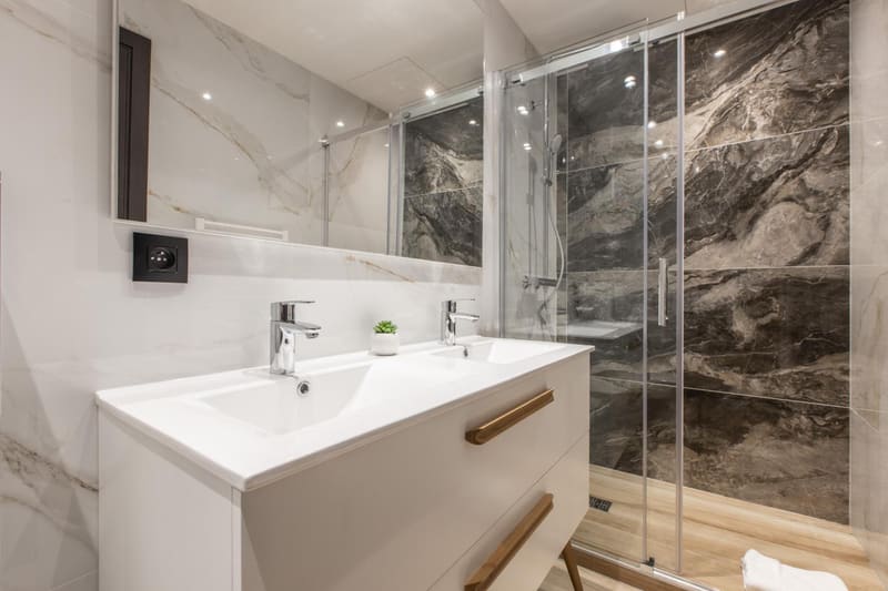 Private jacuzzi at Résidence Topaze - Central - Luxurious - 50m Croisette Palais - LRA CANNES, Cannes — photo 6