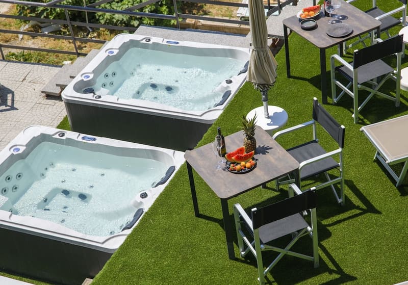 Private hot tub at Via Mare Luxury rooms, Split — photo 5