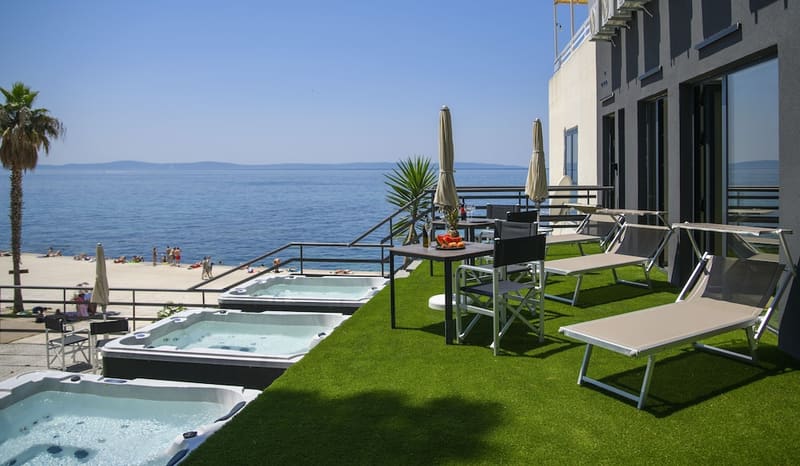 Private hot tub at Via Mare Luxury rooms, Split — photo 4