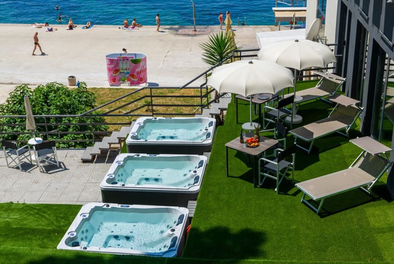 Private jacuzzi at Via Mare Luxury Rooms, Split, photo 5