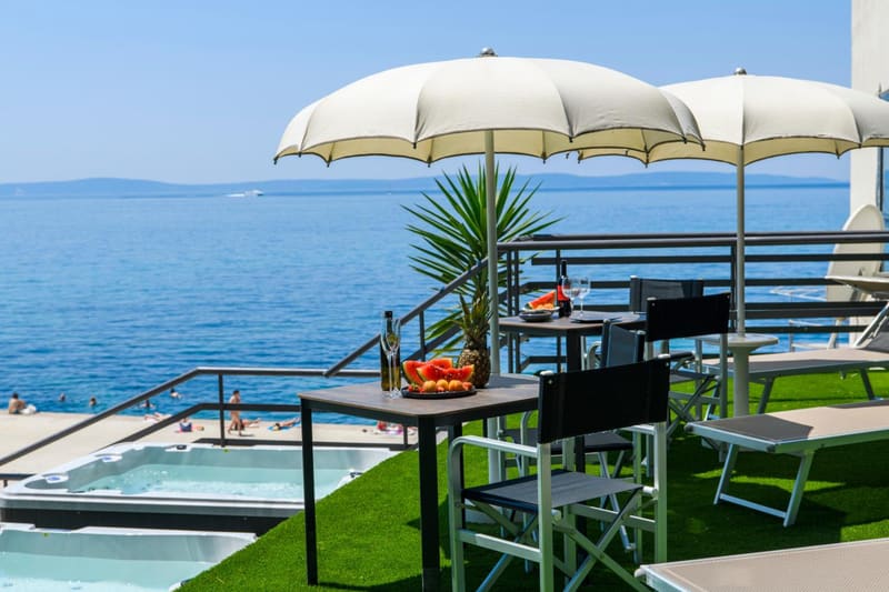 Private jacuzzi at Via Mare Luxury Rooms, Split, photo 6