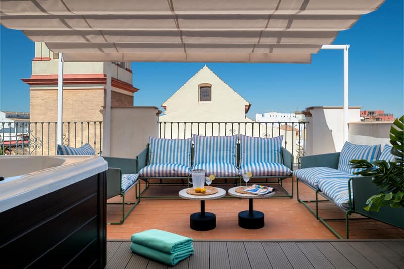 Private hot tub at Magno Apartments San Gil - Shared Jacuzzi, Seville, photo 3