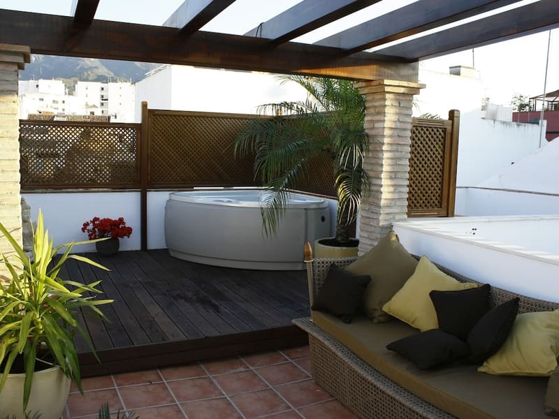 Private hot tub at La Villa Marbella, Marbella — photo 2