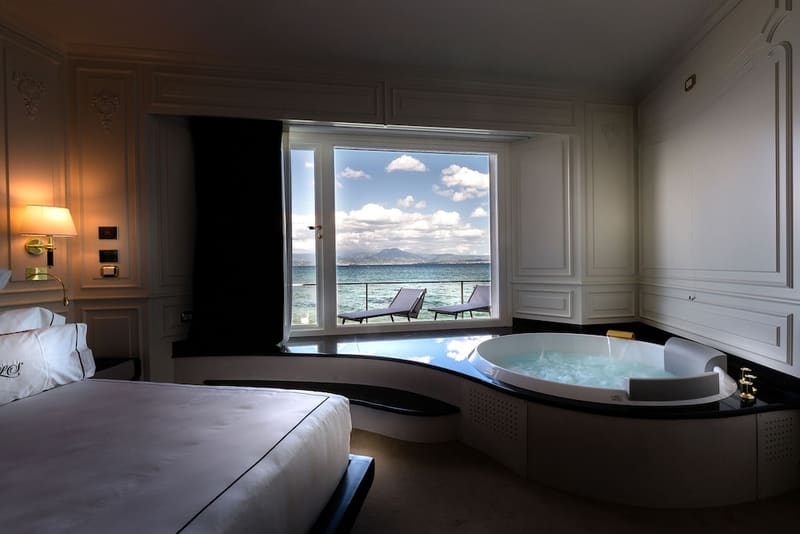Private hot tub at Relais La Speranzina, Sirmione — photo 4
