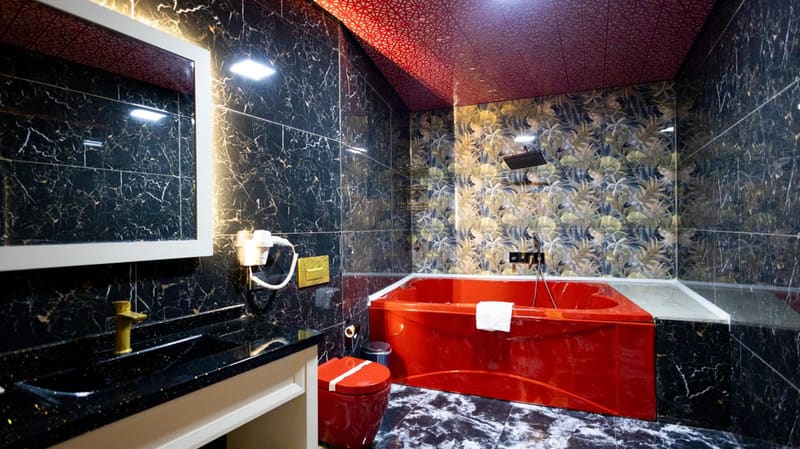 Private hot tub at Can Adalya Palace Hotel, Antalya — photo 6