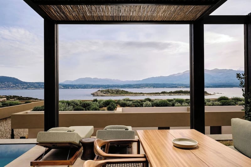 Private jacuzzi at JW Marriott Crete Resort & Spa, Chania — photo 3