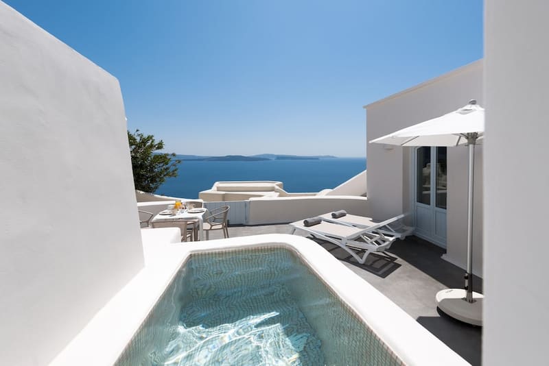 Private hot tub at Anemomilos Hotel & Apartments, Santorini — photo 4