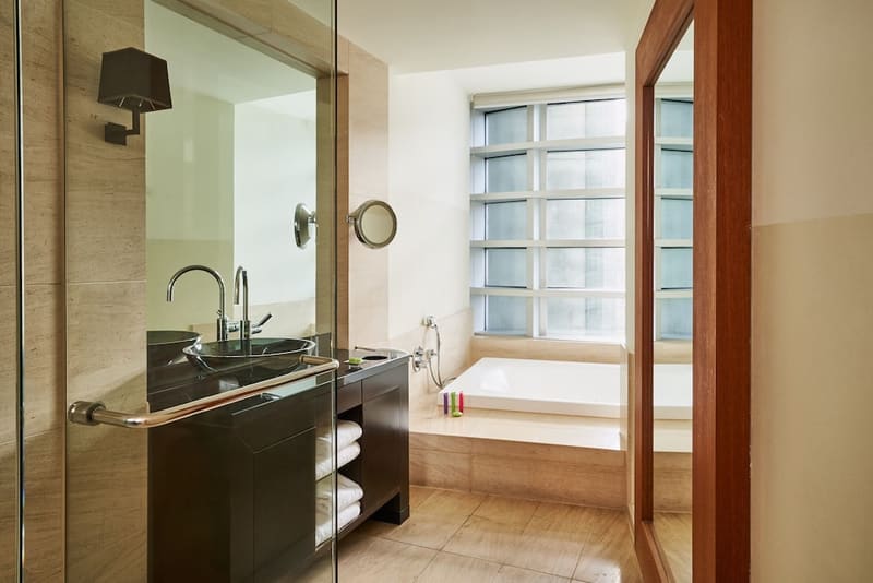 Private jacuzzi at DO&CO Hotel Vienna, Vienna, photo 3