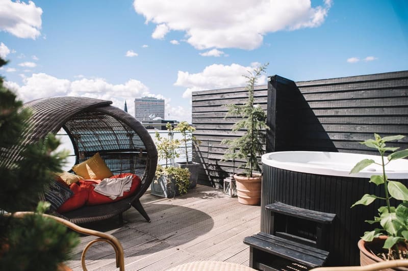 Private hot tub at Axel Guldsmeden, Copenhagen — photo 5