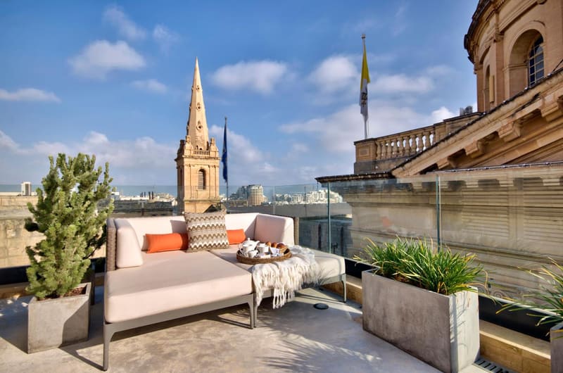 Private hot tub at Casa Ellul - Small Luxury Hotels of the World, Valletta — photo 6