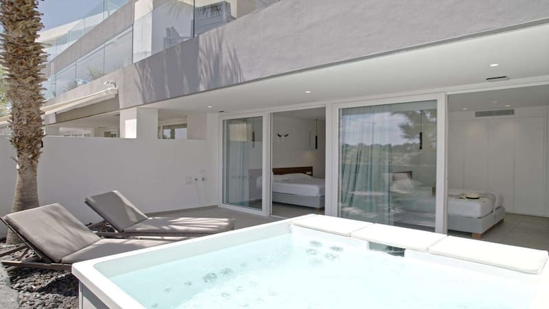 Private hot tub at Hotel Baobab Suites, Adeje