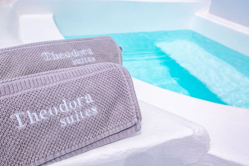 Private hot tub at Theodora Suites - Adults Only, Santorini — photo 6