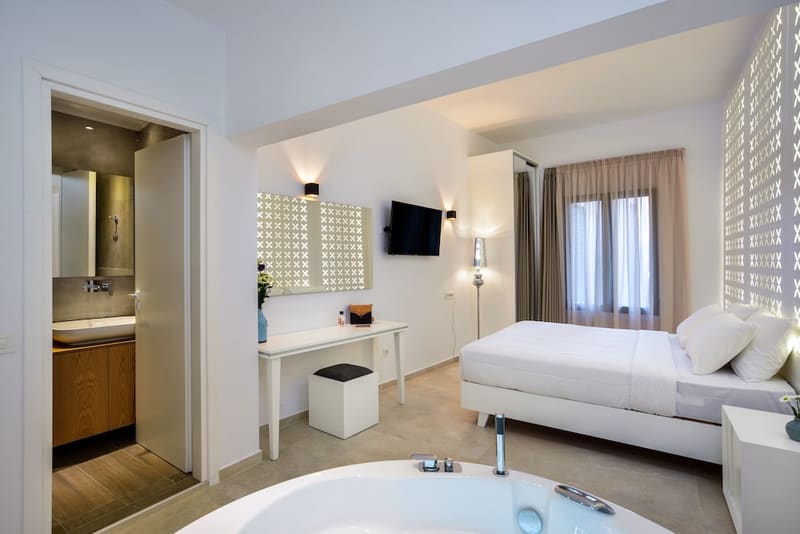 Private hot tub at Elia Portou Luxury Residence, Chania, photo 3
