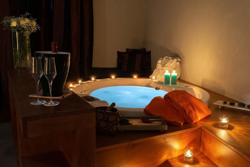Private hot tub at The Code Hotel, Rome, photo 4