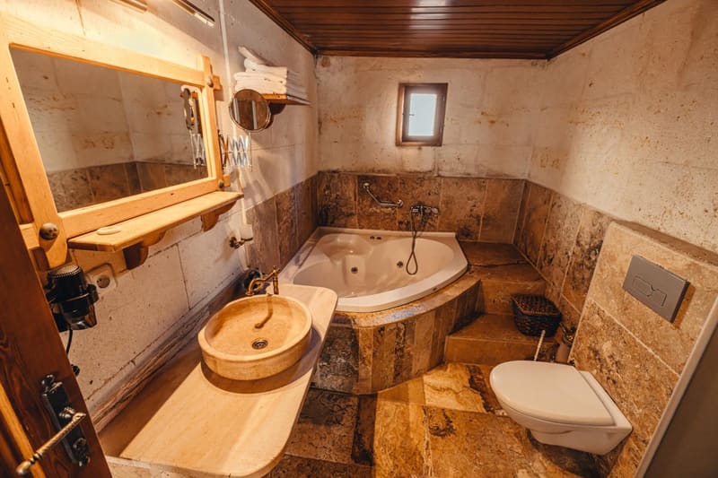 Private jacuzzi at Hanzade Cappadocia, Goreme — photo 5