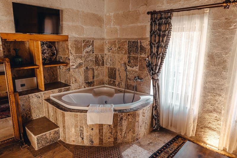 Private jacuzzi at Hanzade Cappadocia, Goreme, photo 6