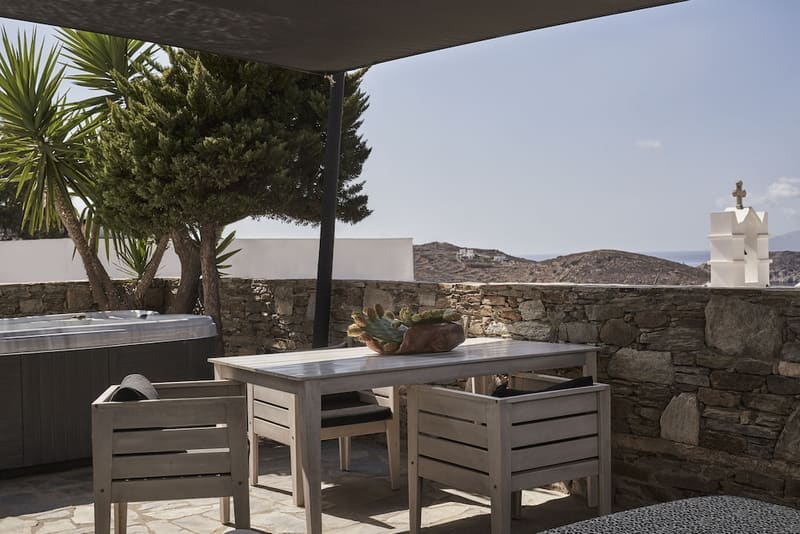 Private hot tub at Liostasi, Ios — photo 2