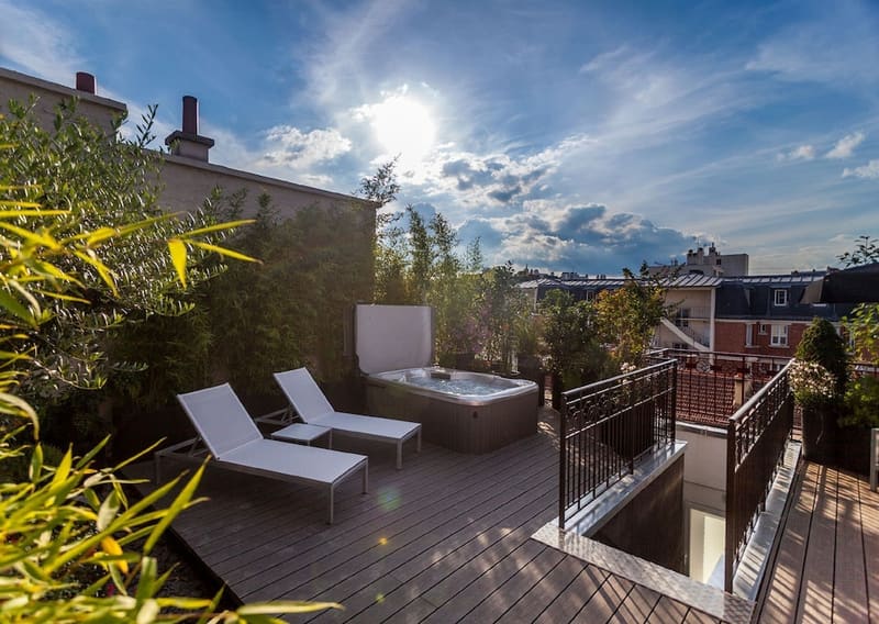 Private jacuzzi at Félicien & SPA, Paris