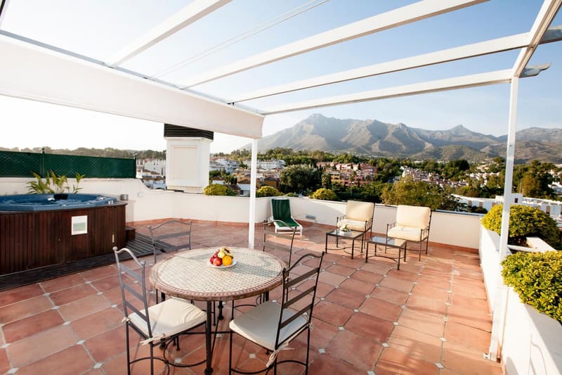 Private hot tub at Apartamentos Guadalpin Boutique, Marbella — photo 5