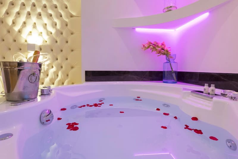 Private jacuzzi at Vatican Style, Rome, photo 2