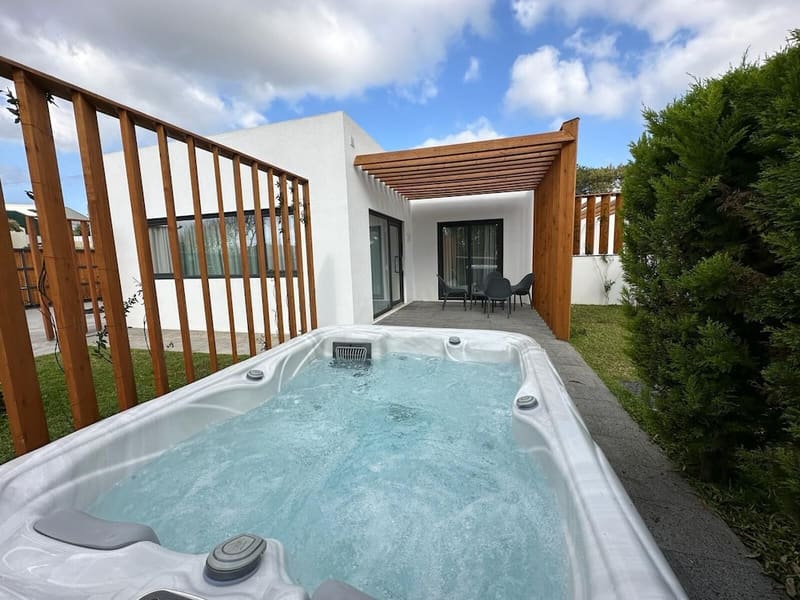Private hot tub at Vilas do Olival, Ponta Delgada, photo 2