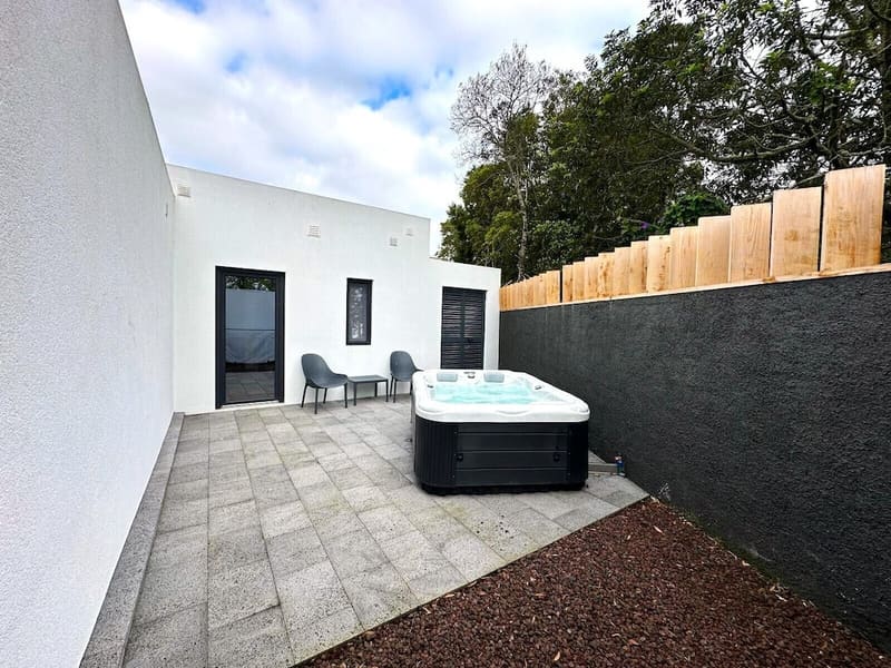 Private hot tub at Vilas do Olival, Ponta Delgada, photo 3