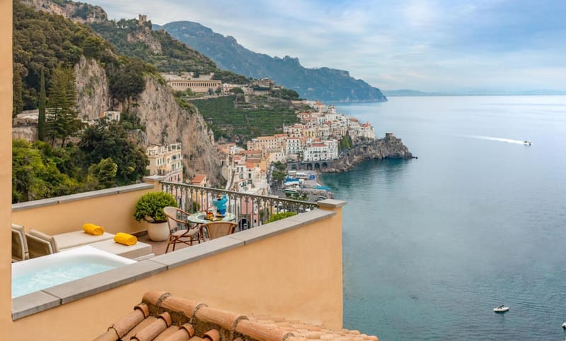 Private hot tub at Anantara Convento di Amalfi Grand Hotel, Amalfi — photo 5